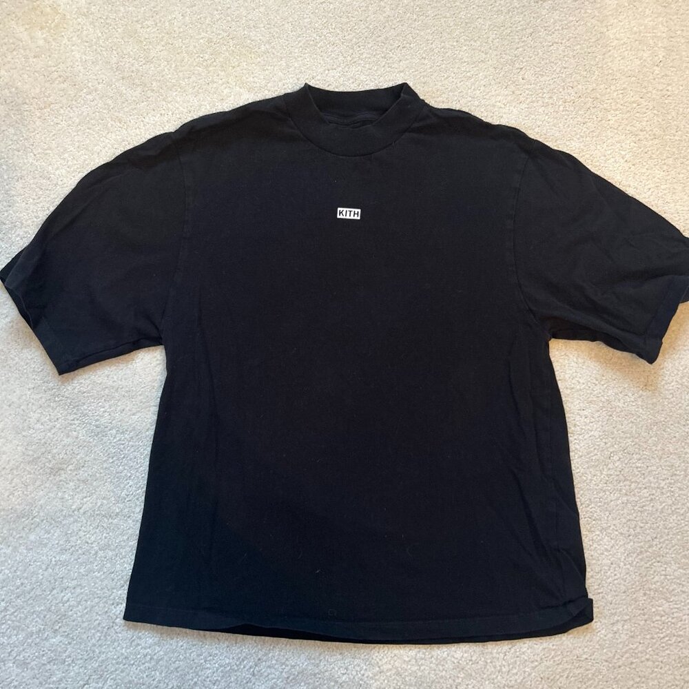 Kith Black t-shirt